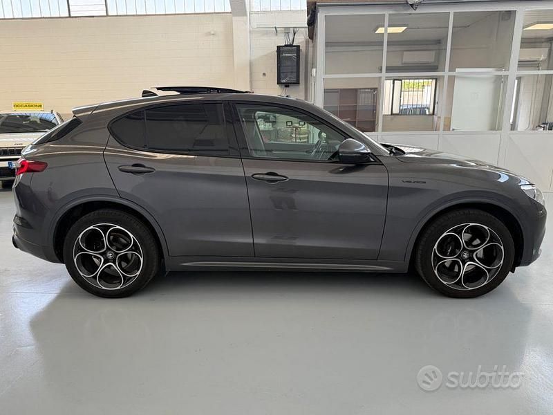 Usata Alfa Romeo Stelvio Veloce 210 CV (154 kW) 2020 Grigio SUV