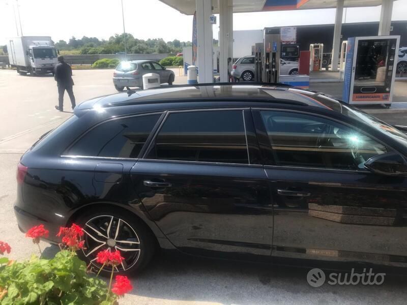 Usata Audi A6 177 CV (130 kW) 2012 Nero Station wagon