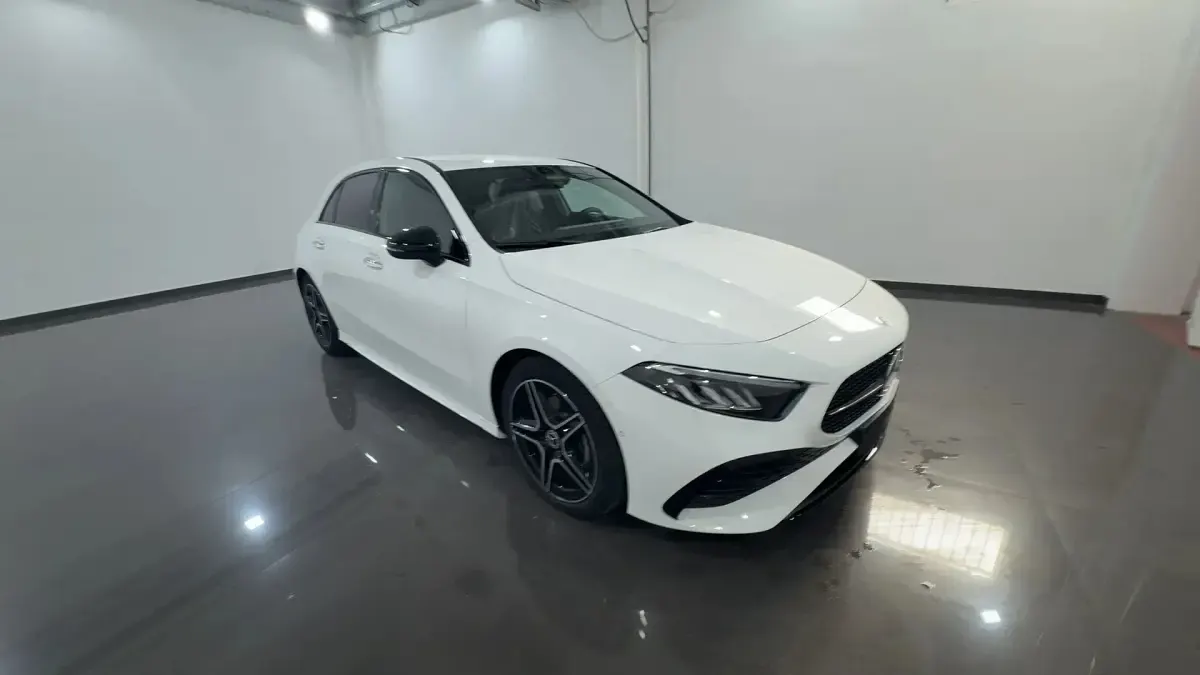 Nuova Mercedes A200 AMG line 150 CV (110 kW) 2026 Bianco polare