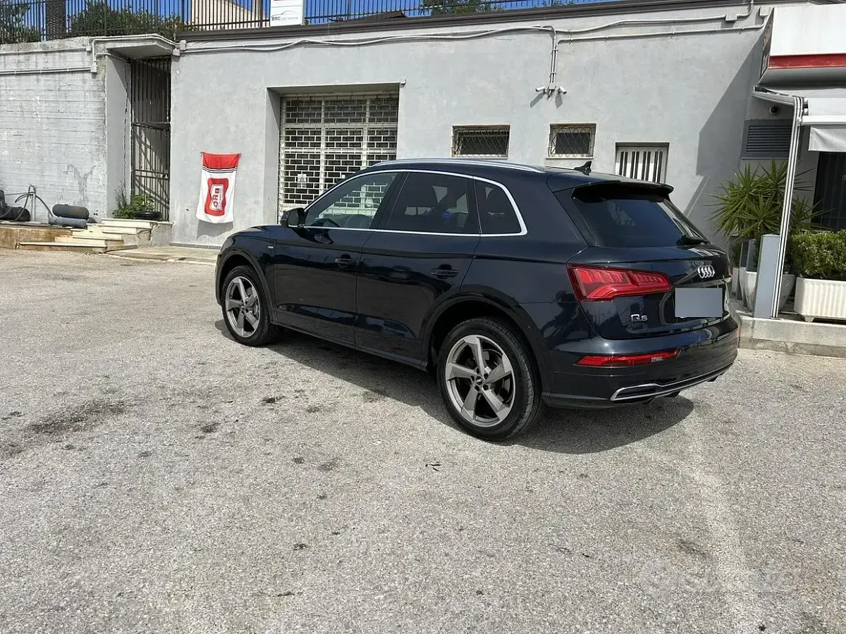 Usata Audi Q5 S-line plus 190 CV (139 kW) 2019 Bluazzurro SUV