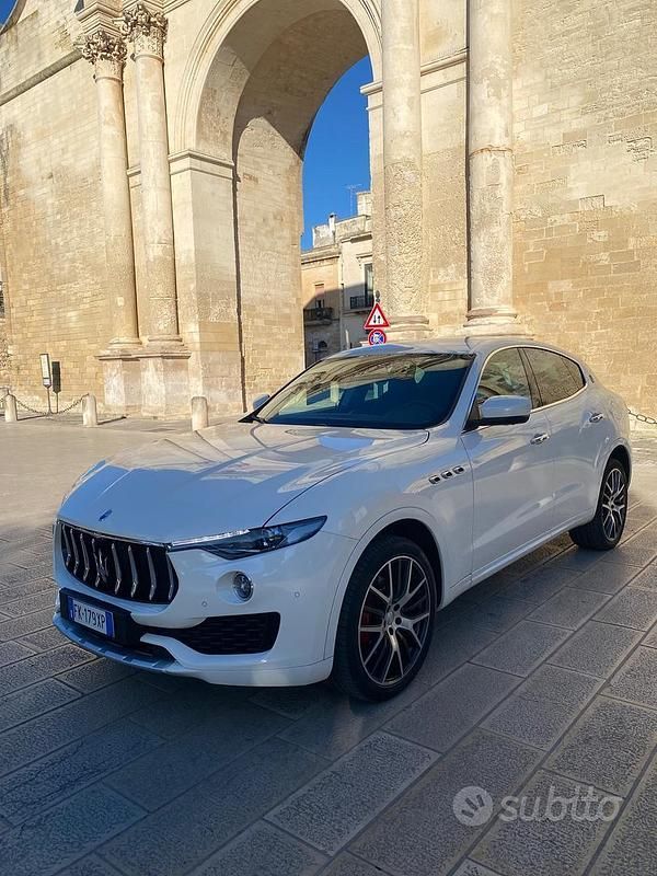 Usata Maserati Levante 275 CV (202 kW) 2018 Bianco SUV