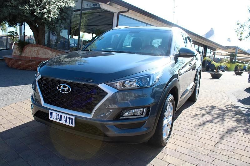 Grigio Usata 2019 Hyundai Tucson SUV | 16.900 € (Cara) - Immagine 1/4