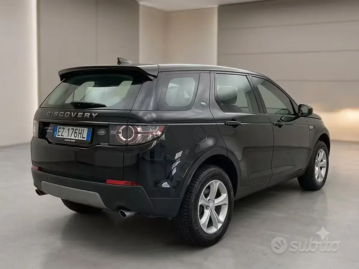 Usata Land Rover Discovery Sport 150 CV (110 kW) 2015 Nero SUV