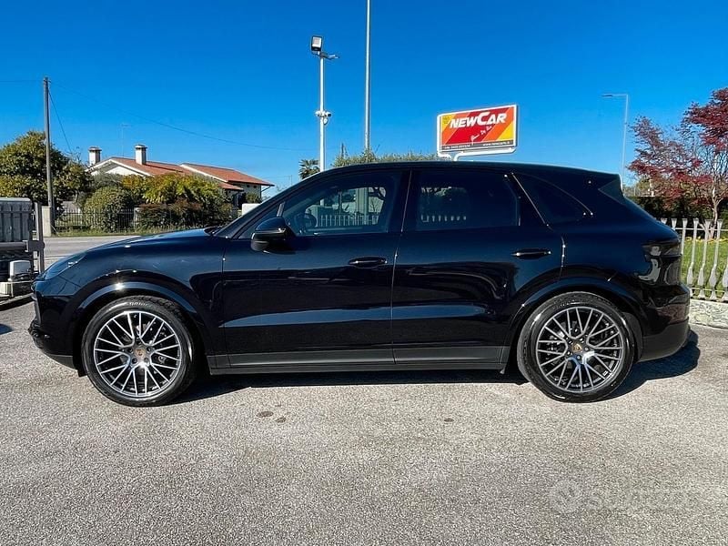 Usata Porsche Cayenne 339 CV (249 kW) 2019 Nero SUV