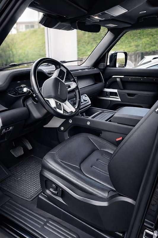 Usata Land Rover Defender SE 200 CV (147 kW) 2022 Nero SUV