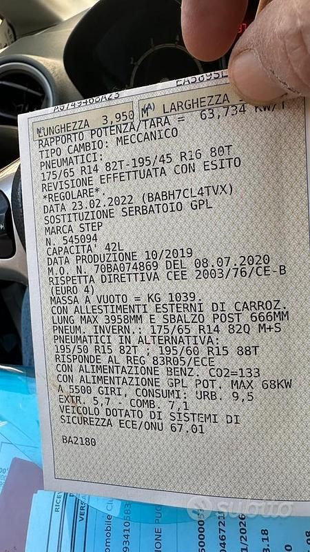 Usata Ford Fiesta 96 CV (70 kW) 2010 Grigio Utilitaria