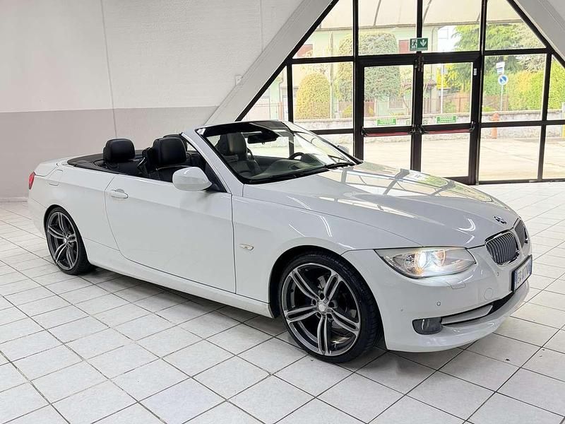 Usata BMW 320 Cabriolet 184 CV (135 kW) 2011 Other Cabrio