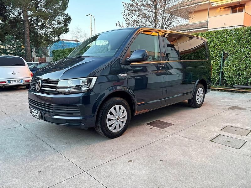 Occasion VW Caravelle 150 ch (110 kW) 2019 Bleue Van