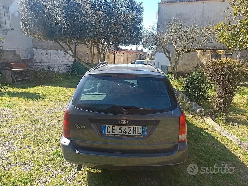 Usata Ford Focus 100 CV (73 kW) 2003 Station wagon
