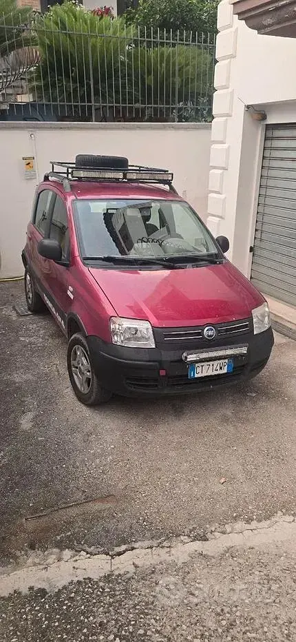 Usata Fiat Panda 4x4 Climbing 60 CV (44 kW) 2005 Utilitaria