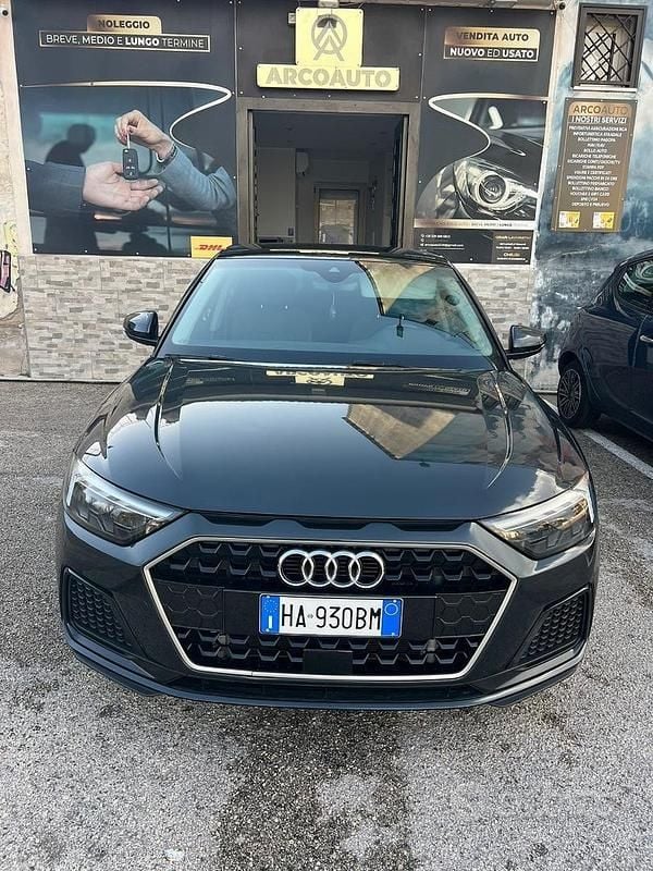 Usata Audi A1 Sportback 116 CV (85 kW) 2020 Grigio Utilitaria
