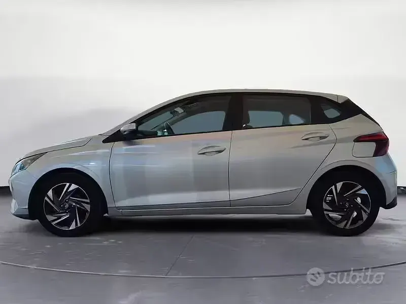 Usata Hyundai i20 84 CV (61 kW) 2022 Grigio Utilitaria