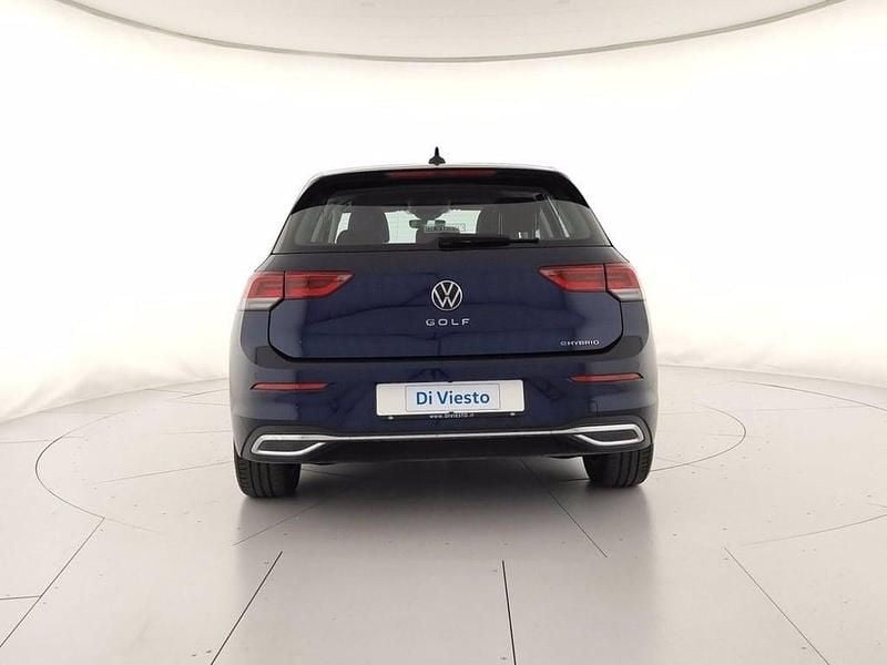 Usata VW Golf VII Style 204 CV (150 kW) 2021 Atlantic blue metallizzato Utilitaria