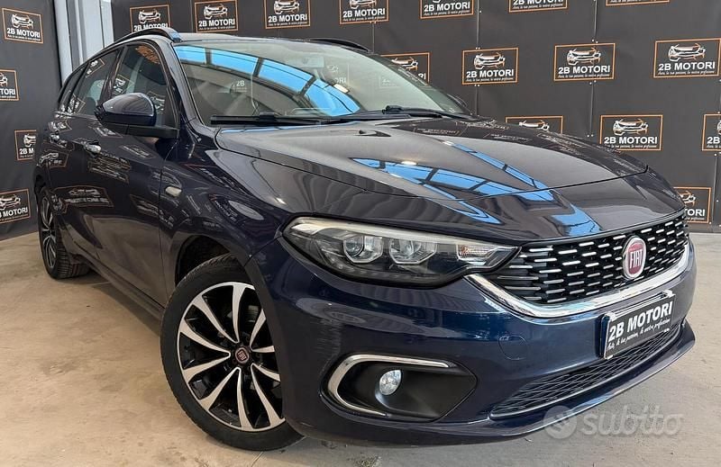 Usata Fiat Tipo Lounge 95 CV (69 kW) 2018 Blu Station wagon