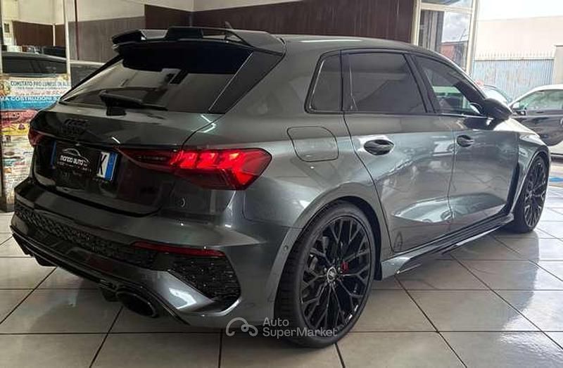 Usata Audi RS3 400 CV (294 kW) 2022 Gray Berlina