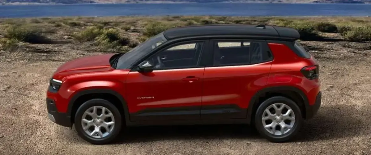 Nuova Jeep Avenger 101 CV (74 kW) 2026 Rosso SUV
