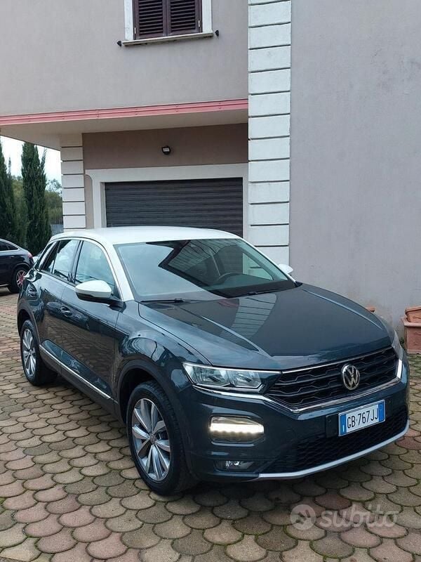 Usata 2020 VW T-Roc Advance SUV | 17.999 € (Buon prezzo) - Immagine 1/4