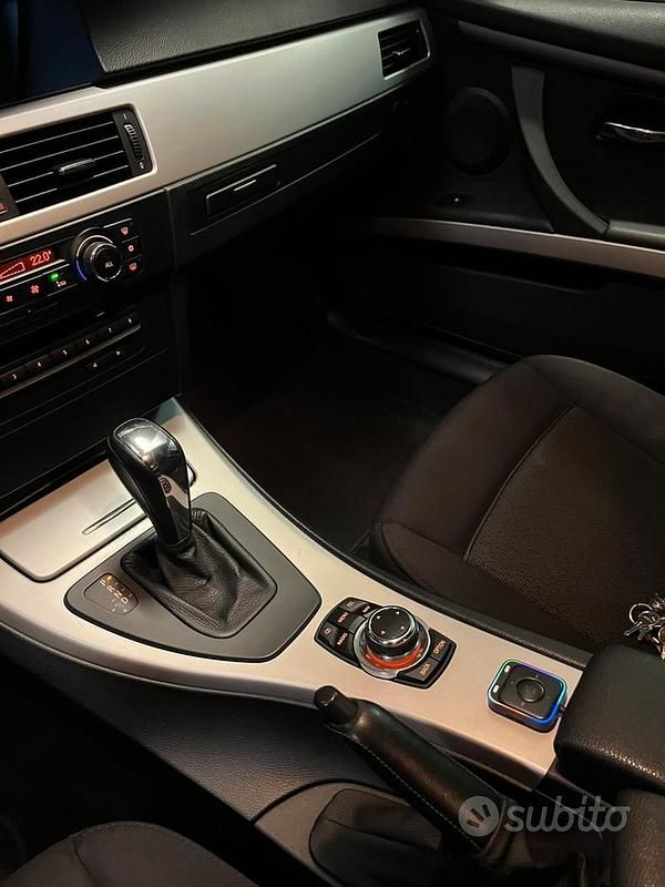 Usata BMW 320 184 CV (135 kW) 2010 Coupé