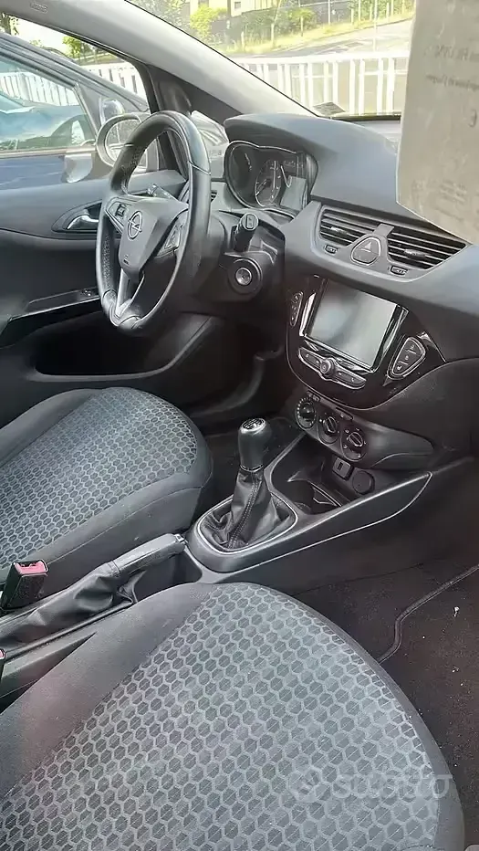 Usata Opel Corsa 150 CV (110 kW) 2016 Nero Utilitaria