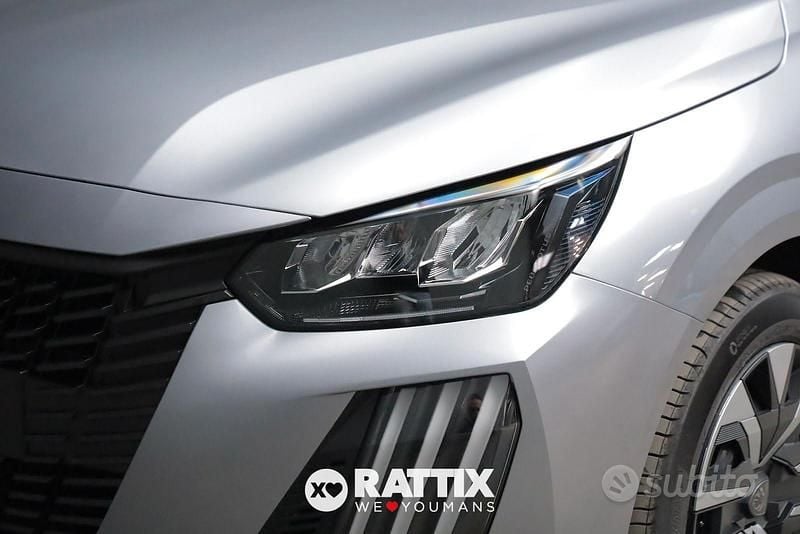 Nuova Peugeot 208 Style 110 CV (80 kW) 2025 Grigio Utilitaria