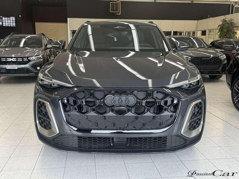 Usata Audi Q5 S-Line 204 CV (150 kW) 2025 Grigio SUV