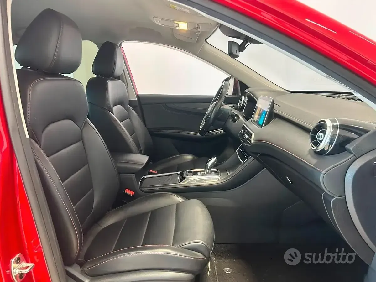 Usata MG HS Comfort 162 CV (119 kW) 2024 Rosso SUV