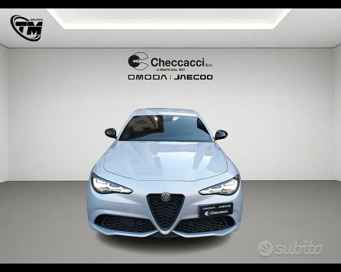 Usata Alfa Romeo Giulia 280 CV (205 kW) 2024 Bianco Berlina