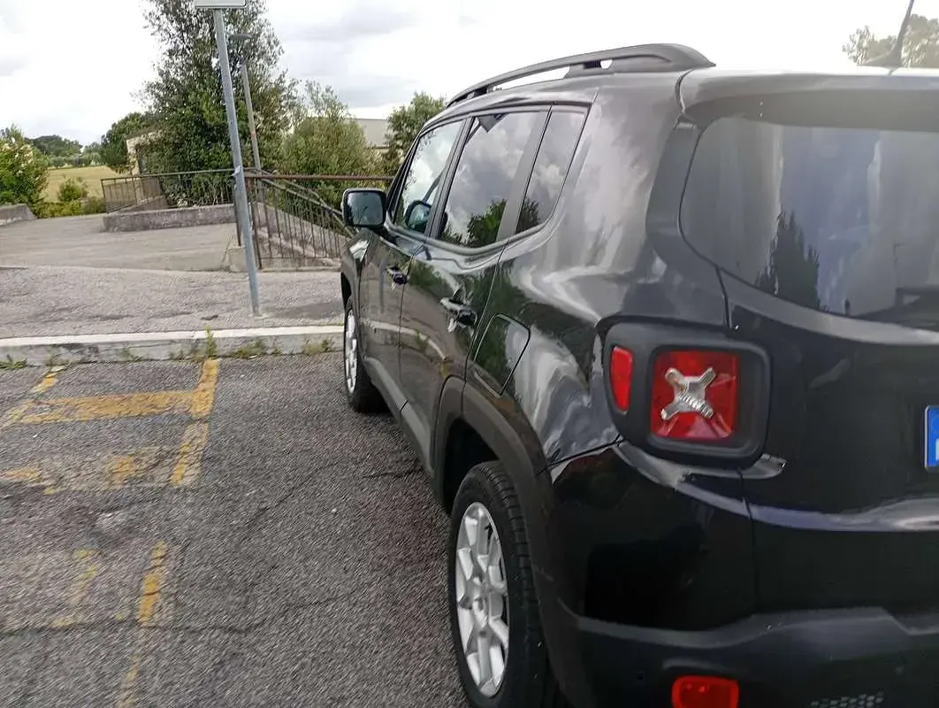 Usata Jeep Renegade Limited 131 CV (96 kW) 2022 Nero SUV