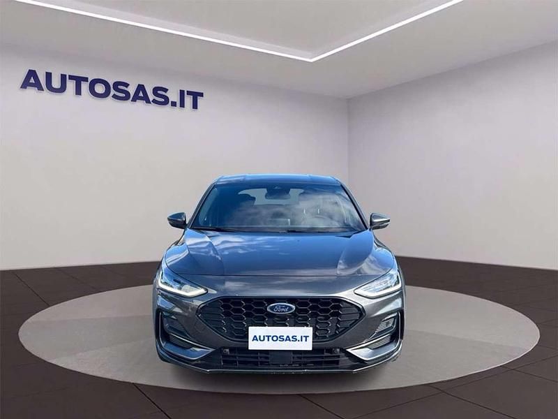 Grigio Usata 2023 Ford Focus ST-Line Berlina | 20.490 € (Buon prezzo) - Immagine 1/4
