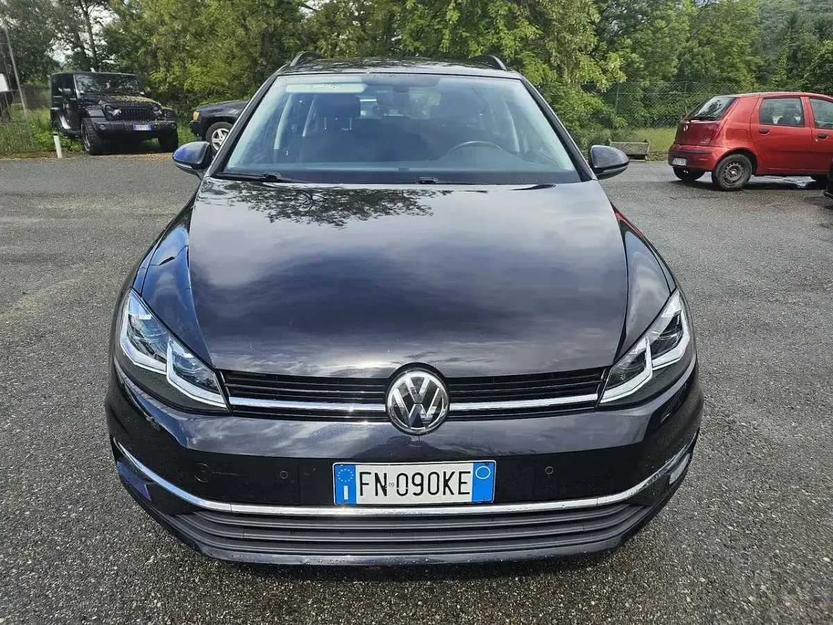 Usata VW Golf VII 116 CV (85 kW) 2018 Nero Station wagon