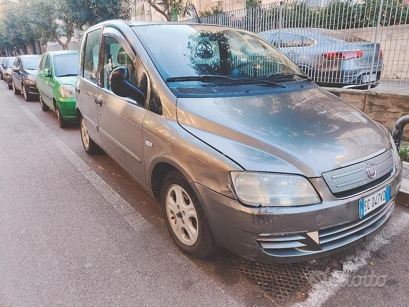 Usata Fiat Multipla 120 CV (88 kW) 2010 Monovolume
