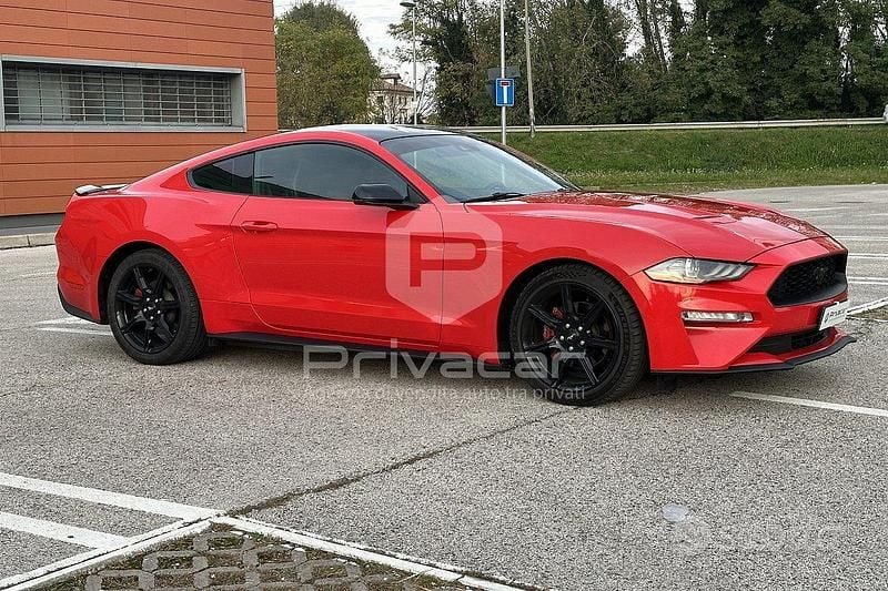 Usata Ford Mustang Fastback 314 CV (230 kW) 2019 Rosso Coupé