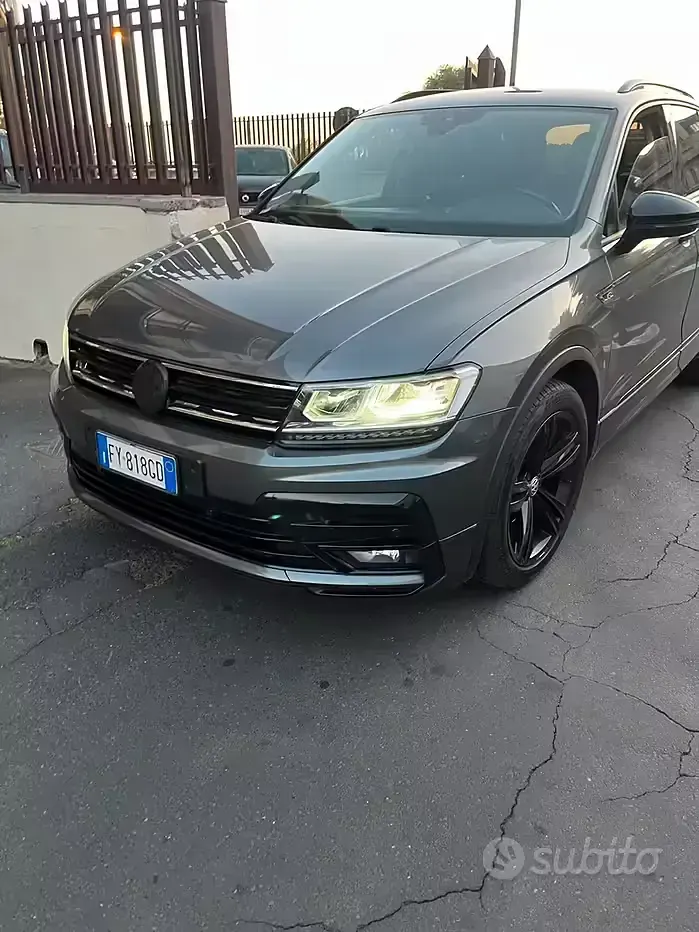 Usata VW Tiguan 150 CV (110 kW) 2019 Grigio SUV
