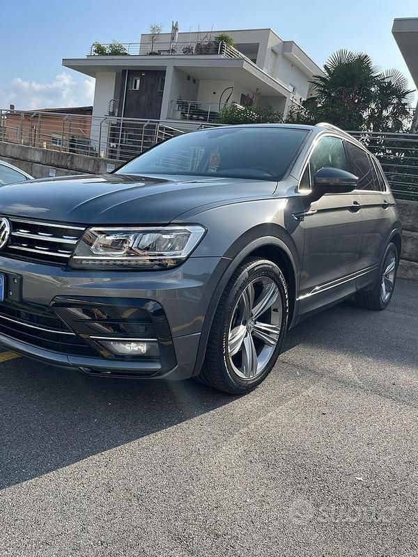 Usata VW Tiguan R-line 2019 Grigio SUV