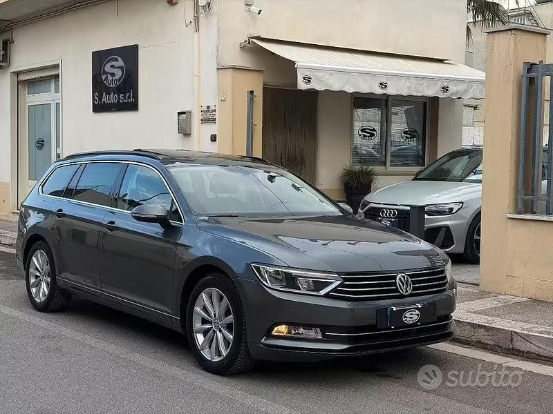 Usata VW Passat 150 CV (110 kW) 2015 Grigio Station wagon
