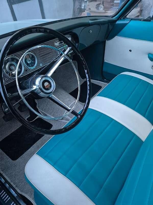 Usata Ford 17M 54 CV (39 kW) 1964 Verde Berlina