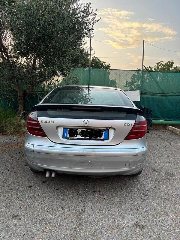 Usata Mercedes C220 143 CV (105 kW) 2003