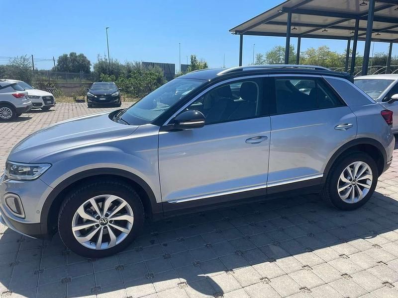 Occasion VW T-Roc Sportline 116 PK (85 kW) 2025 Grijs SUV