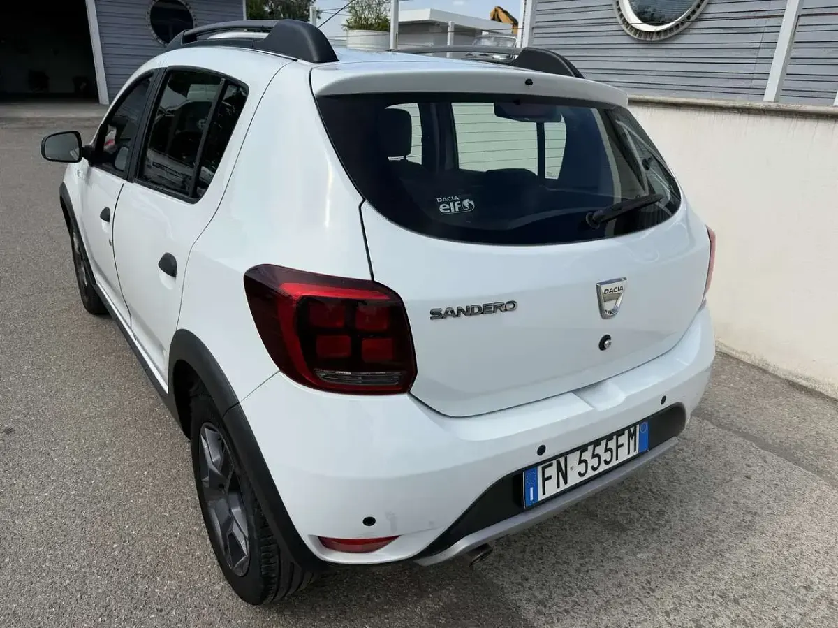 Usata Dacia Sandero Ambiance 90 CV (66 kW) 2019 Other Berlina