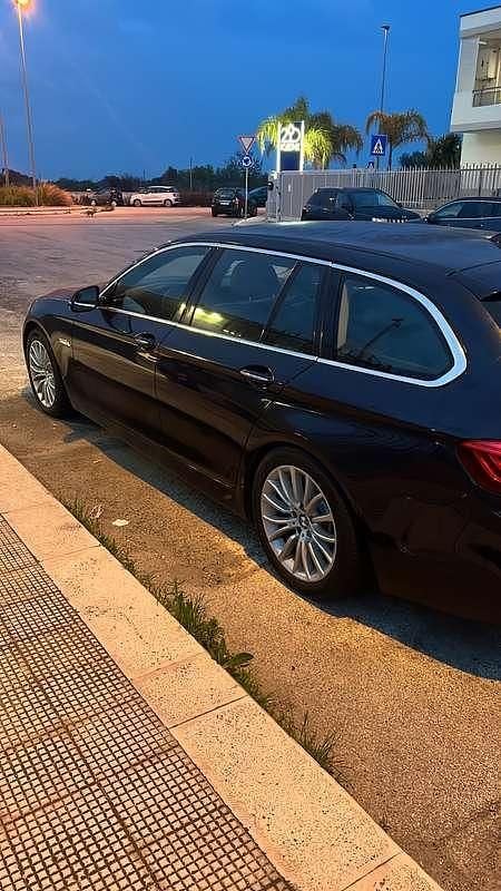 Usata BMW 530 Luxury Line 258 CV (189 kW) 2016 Station wagon