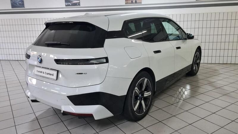 Usata BMW iX 101 kW (138 CV) 2022 Bianco SUV