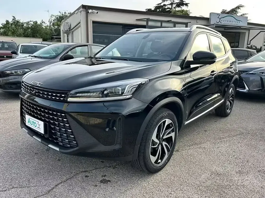 Usata EMC SEI 113 CV (83 kW) 2026 Nero SUV