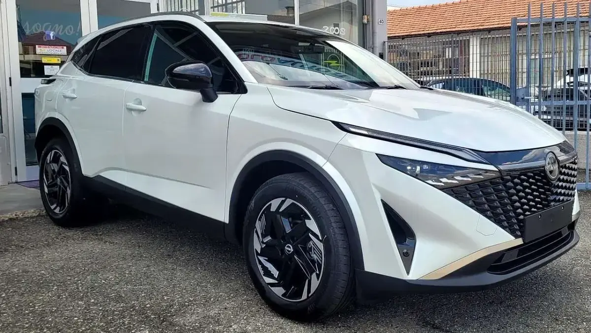 Nuova Nissan Qashqai N-Connecta 140 CV (102 kW) 2026 Bianco SUV