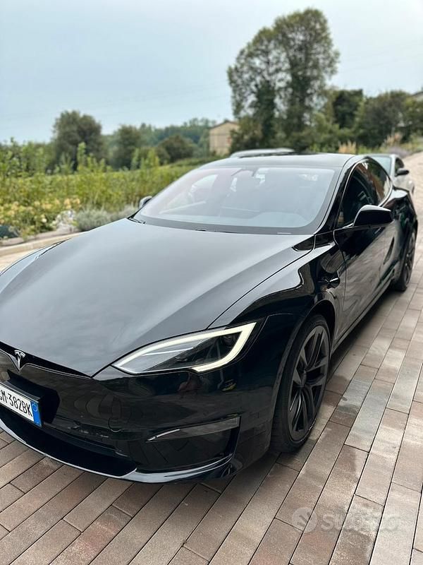 Usata Tesla Model S Plaid 759 kW (1033 CV) 2023 Nero Utilitaria