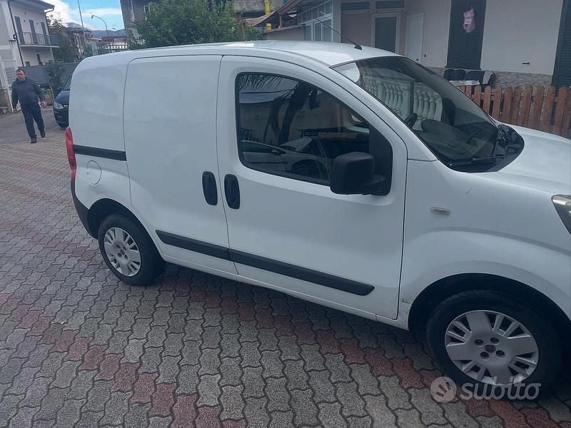 Usata Fiat Fiorino 75 CV (55 kW) 2013 Bianco Monovolume
