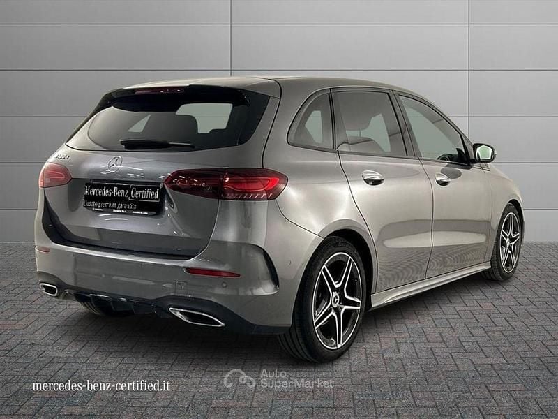 Usata Mercedes B180 Advanced Plus 116 CV (85 kW) 2023 Grigio Monovolume