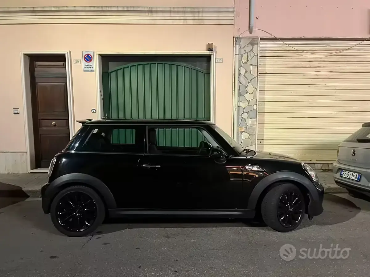 Usata Mini Cooper SD 143 CV (105 kW) 2013 Nero Utilitaria