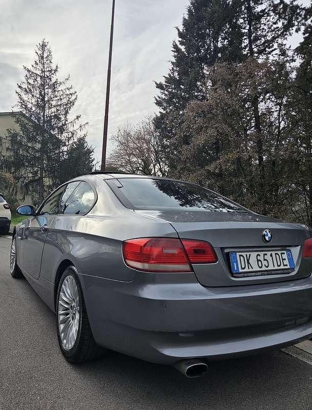 Usata BMW 320 177 CV (130 kW) 2007 Coupé