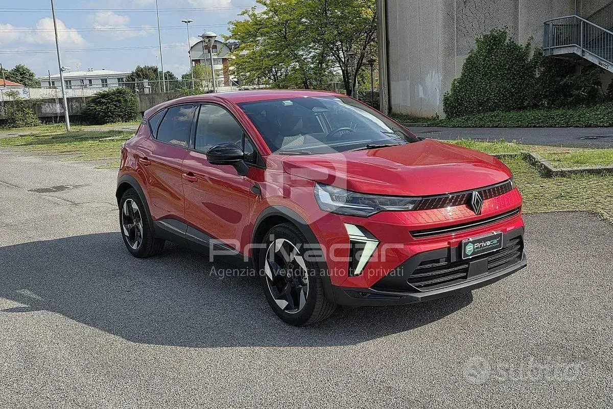 Usata Renault Captur Techno 94 CV (69 kW) 2024 Rosso SUV