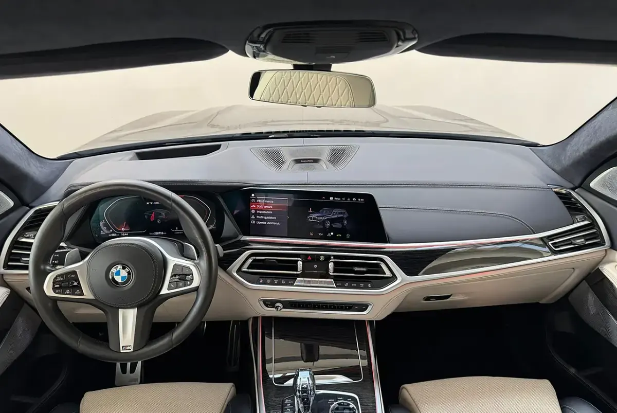 Usata BMW X7 Comfort Edition 400 CV (294 kW) 2020 Carbon schwarz metal SUV